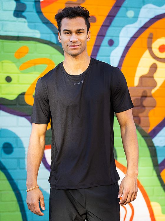 Craft Adv Essence Short Sleeve Tee Black