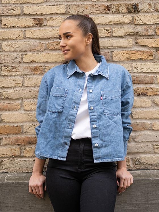 Levis Zoey Pleat Utiility Shirt Stay Cool