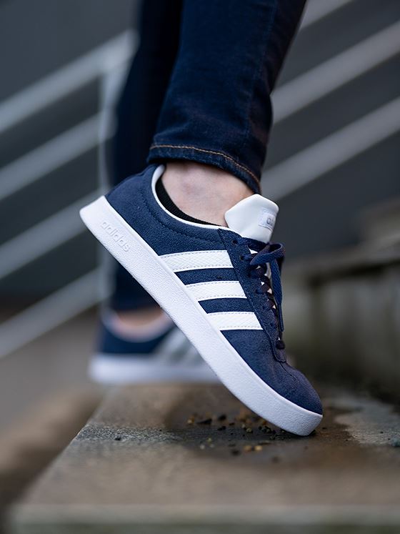 adidas VL Court 2.0 Tech Indigo / Cloud White / Matte Silver