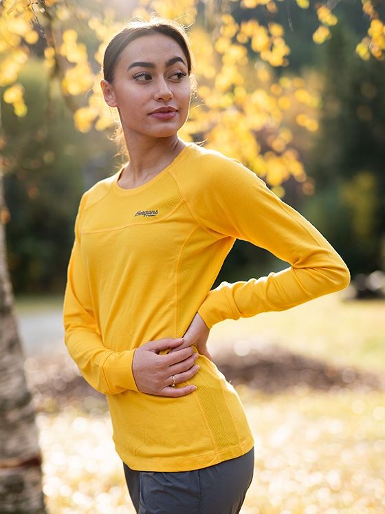 Bergans Cecilie Wool Long Sleeve Light Golden Yellow / Golden Yellow / Solid Dark Grey