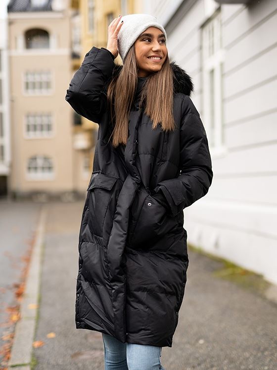 Whistler Frida Long Puffer Jacket Black