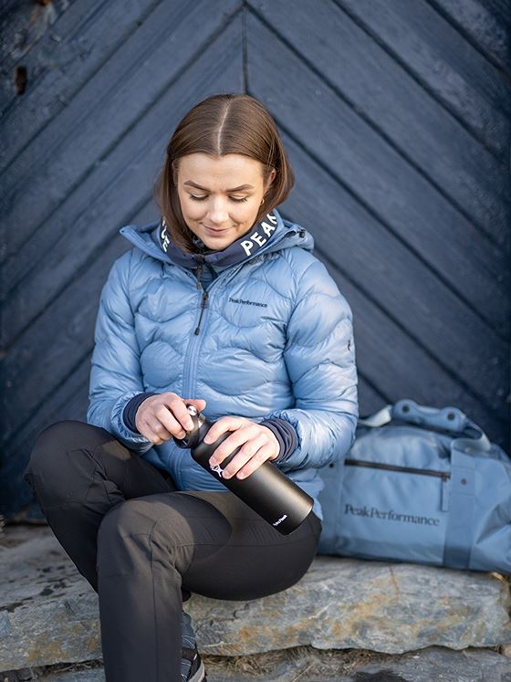 Peak Performance Helium Hood Jacket Dark Haze