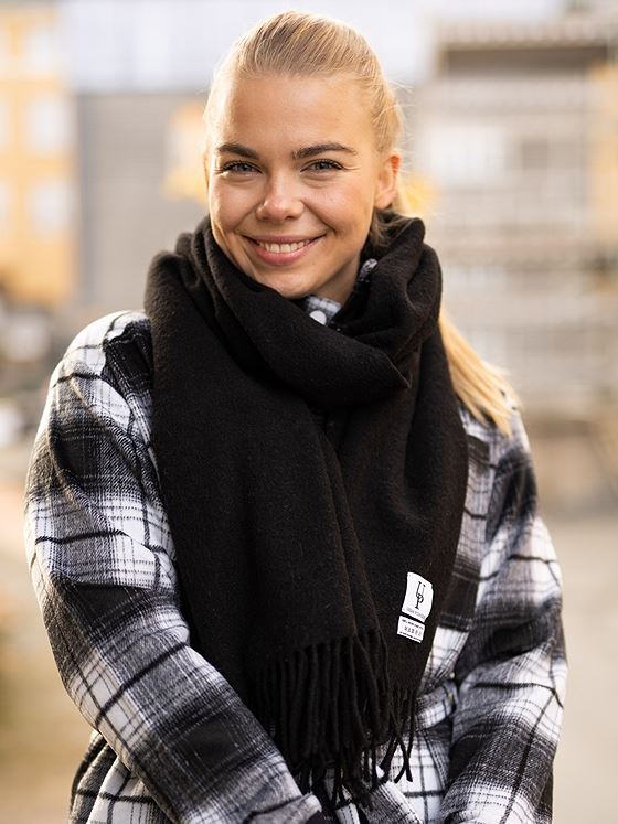 Urban Pioneers Bea Wool Scarf Black