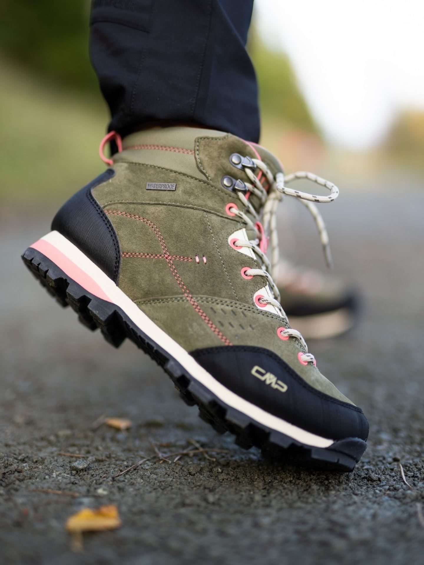 CMP Alcor Mid Trekking Shoe Waterpoof Gr nn med rosa og svarte