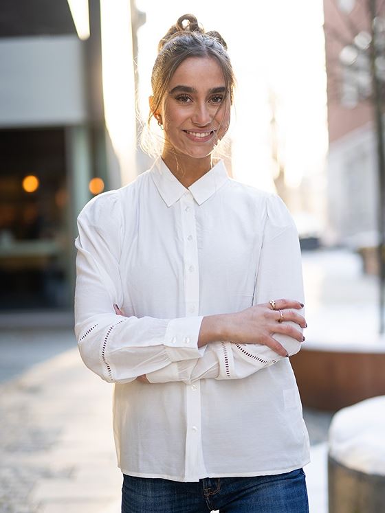 Moss Copenhagen Ellene Melody Embroidery Shirt Egret