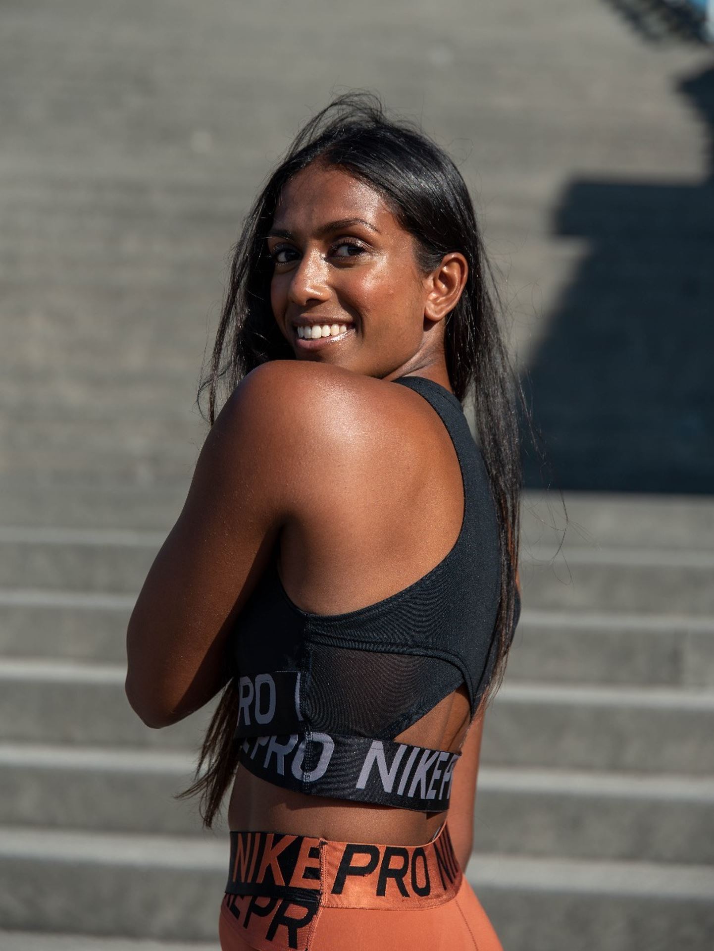 Pro Intertwist 2 Crop Tank