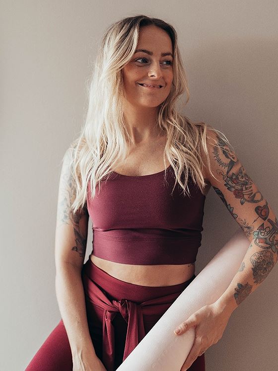 Nike Yoga Luxe Crop Tank Night Maroon/ Dark Beetroot