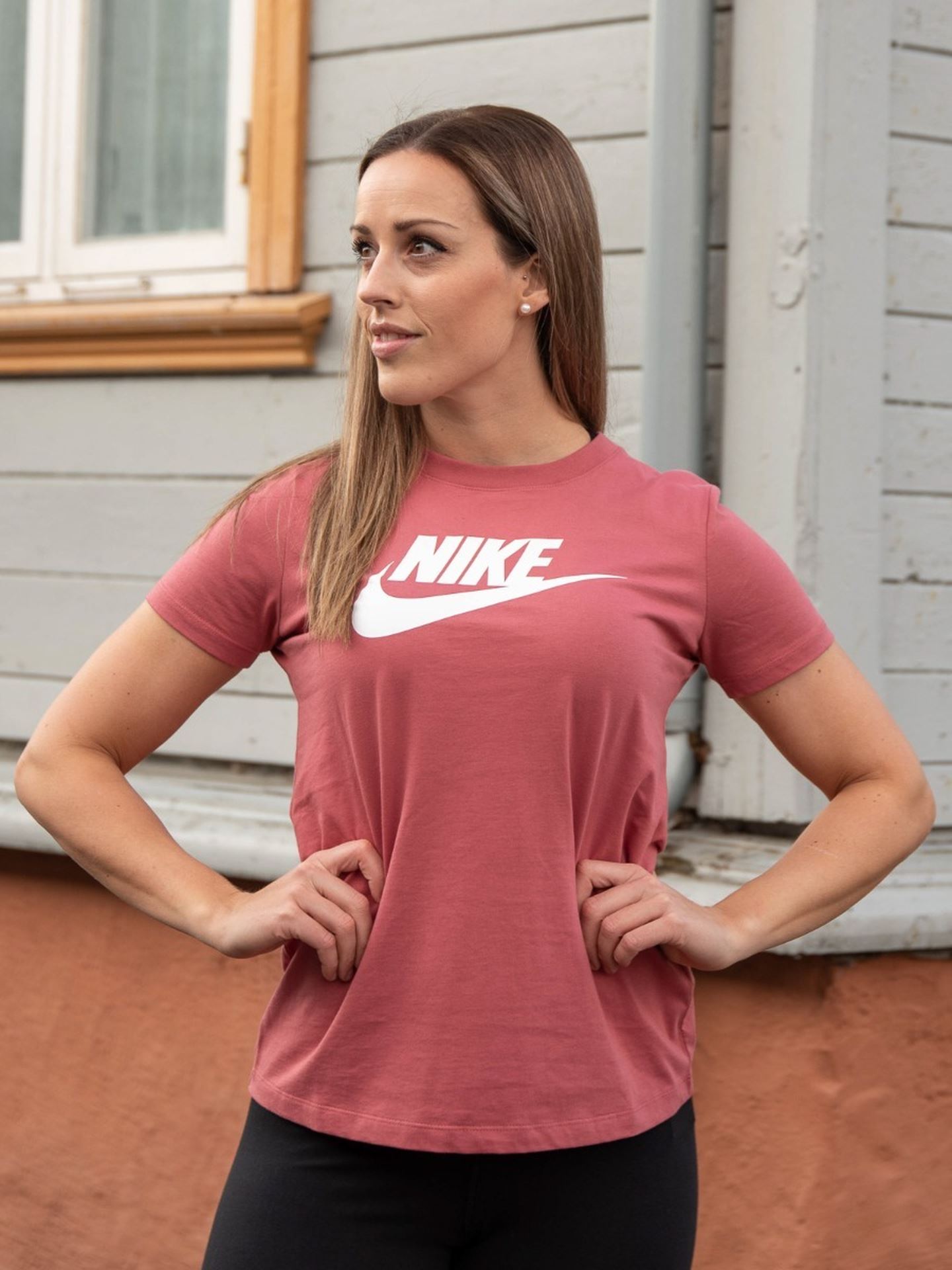 Nike Essential Tee Light Redwood