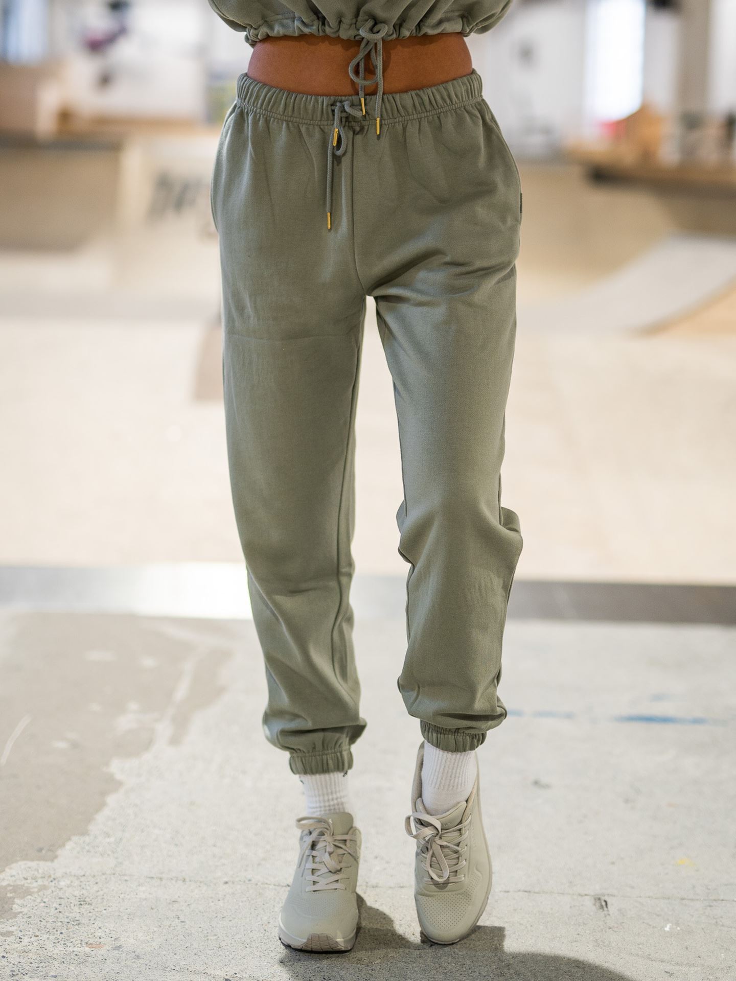 Athlecia Soffina Sweat Pants Shadow