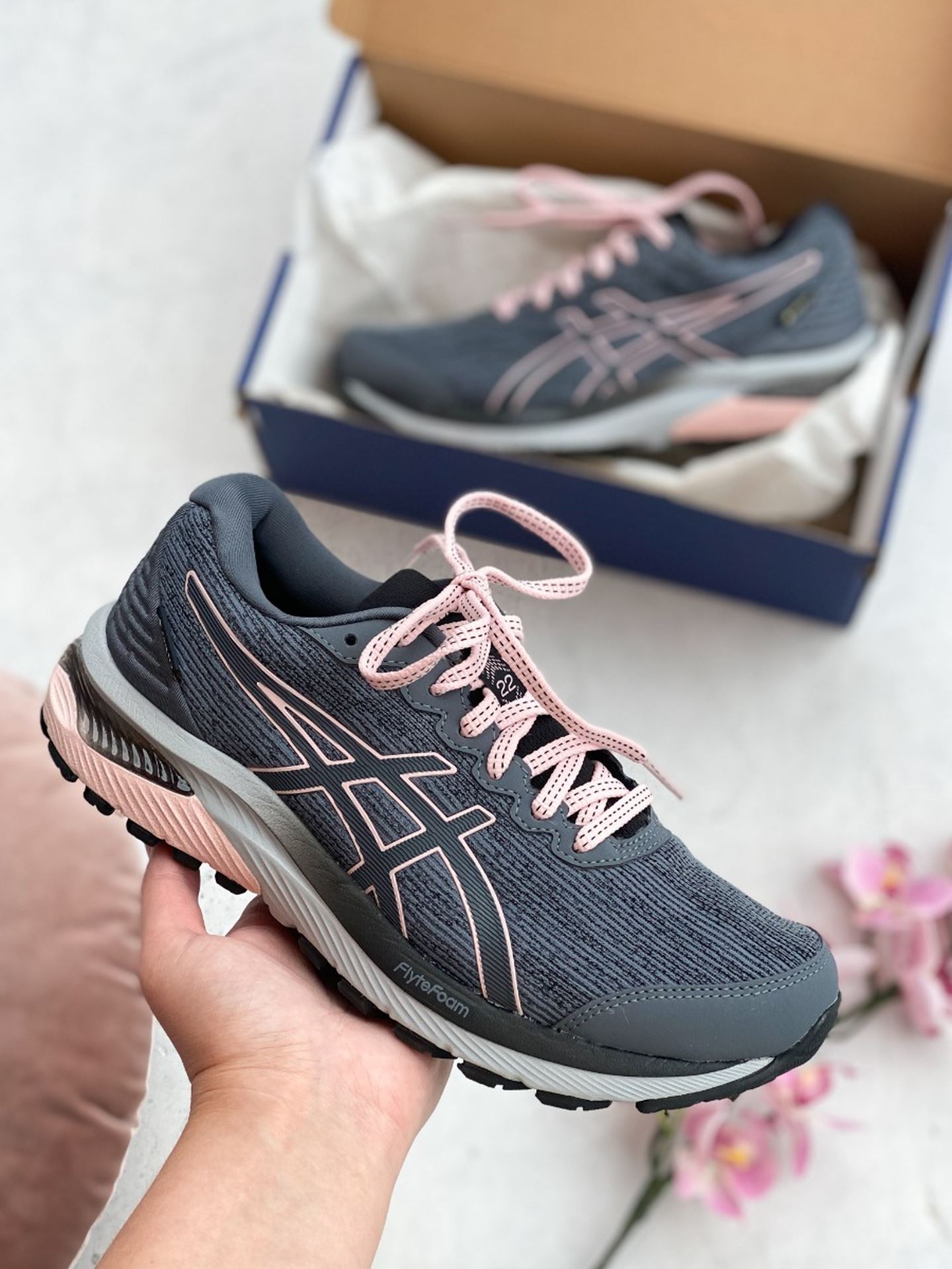 ASICS Gel Cumulus 22 GTX Gra Getinspired.no
