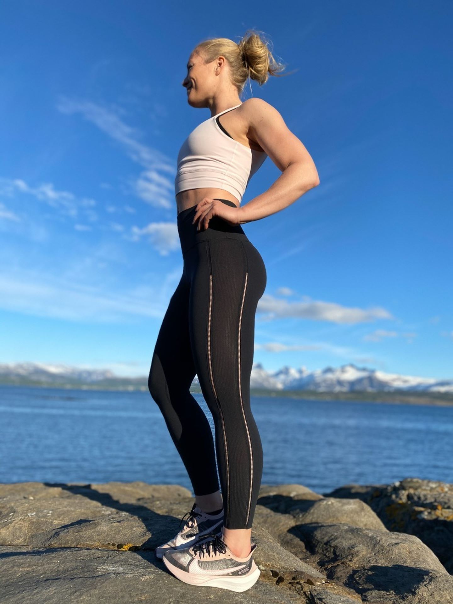 Nike Yoga Tights Black/ Dark Smoke Grey