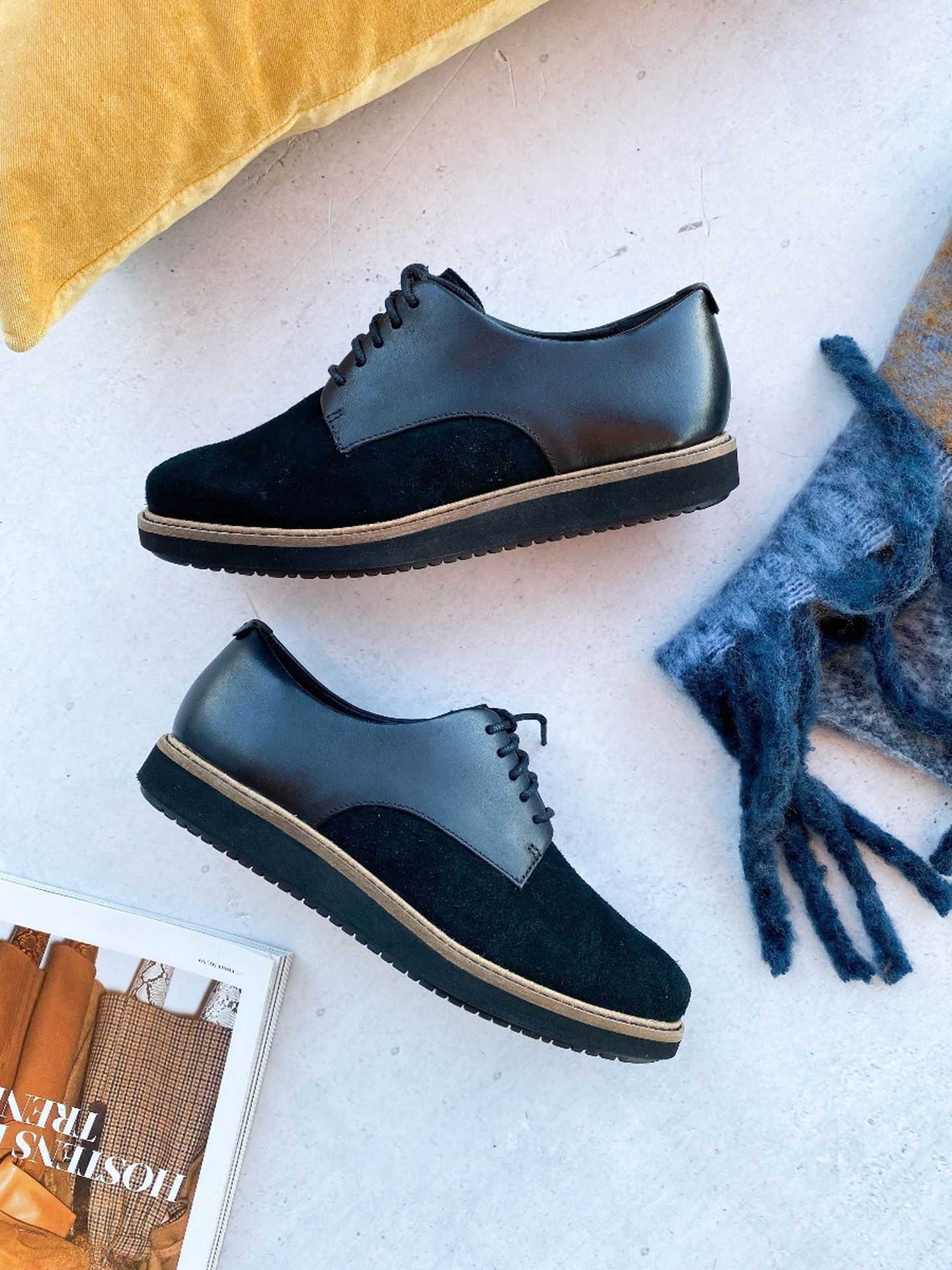 Clarks glick darby black outlet