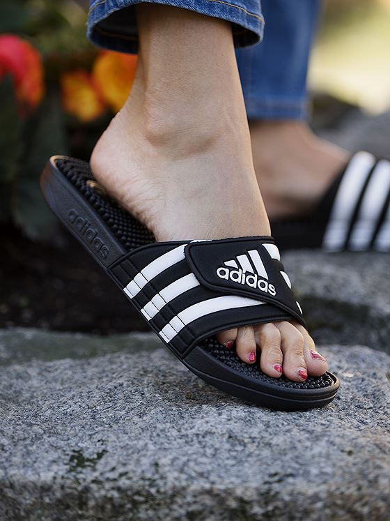 adidas Adissage Slipper Core Black / Cloud White
