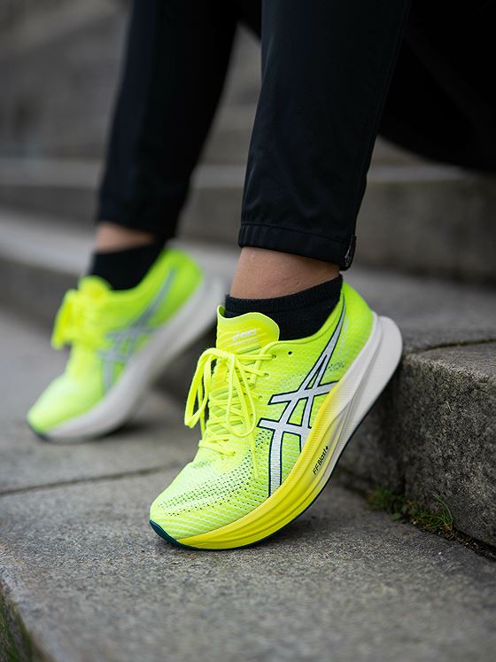 Asics Magic Speed 2 Safety yellow/white