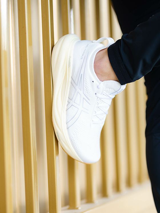 ASICS Gel-Nimbus 25 Hvit