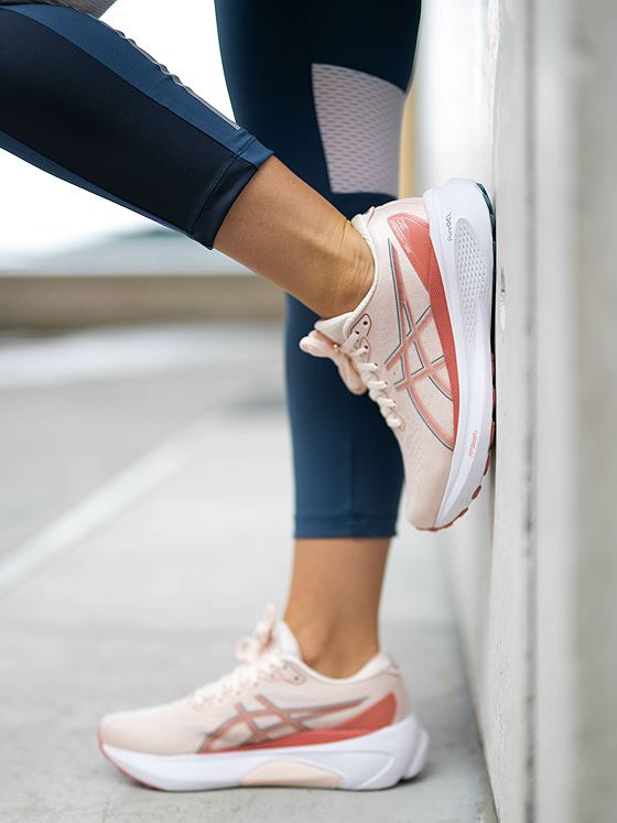 ASICS Gel-Kayano 30 Rose Dust/Light Garnet