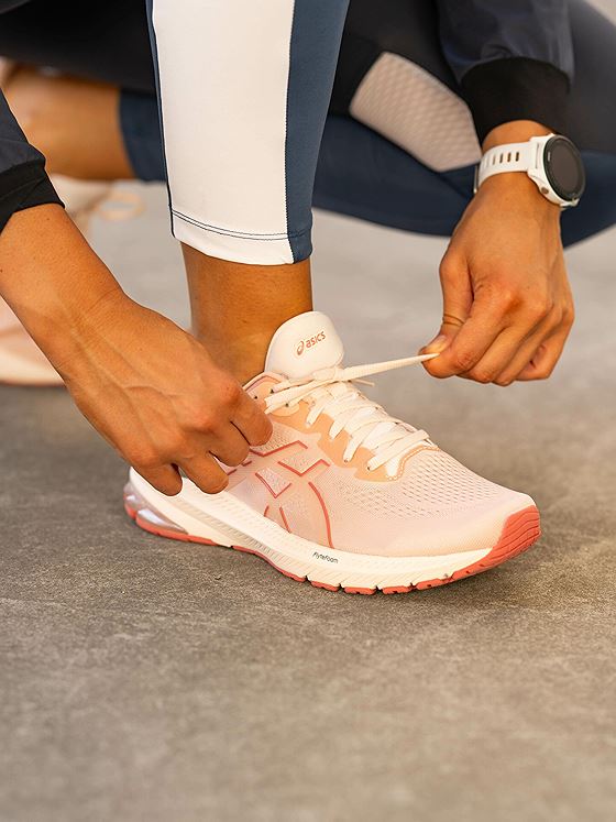 ASICS GT-1000 12 Pale Apricot / Light Garnet