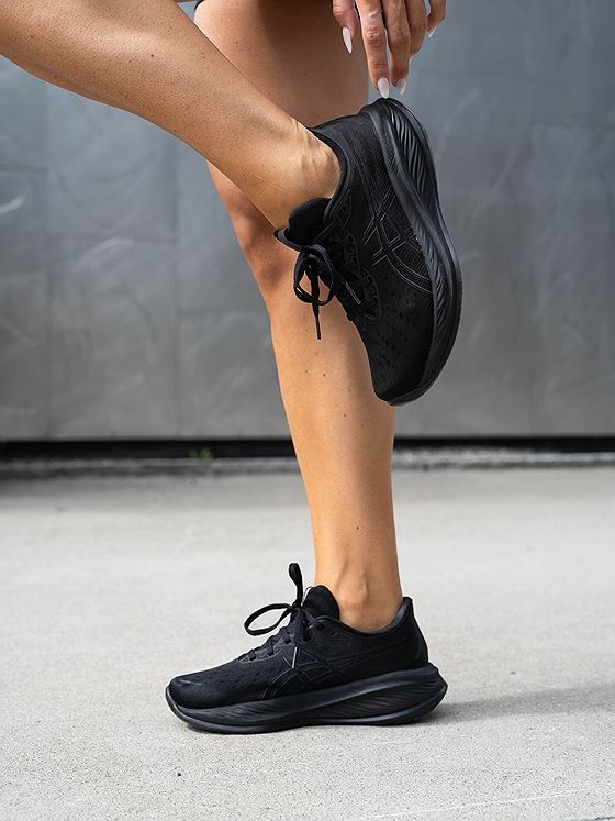ASICS Gel-Cumulus 26 Black