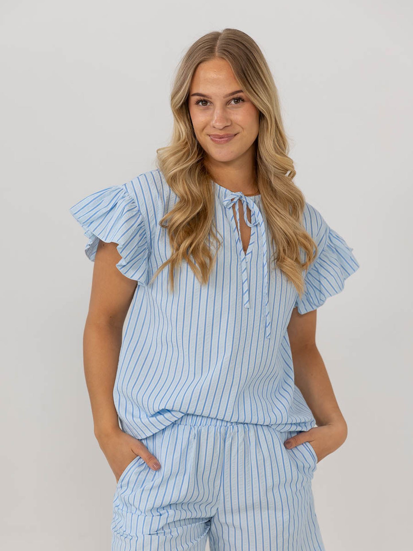 A-View Bell Top Blue