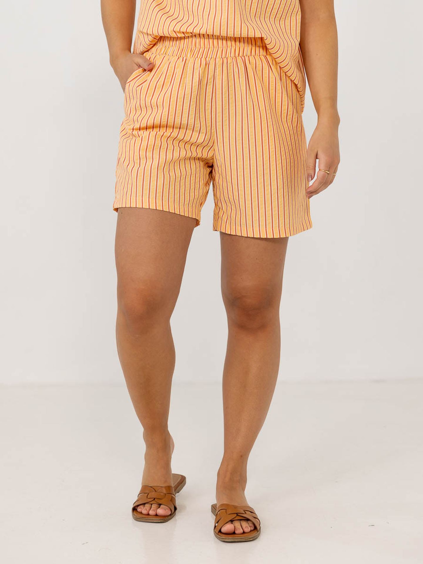 A-View Bell Shorts Orange