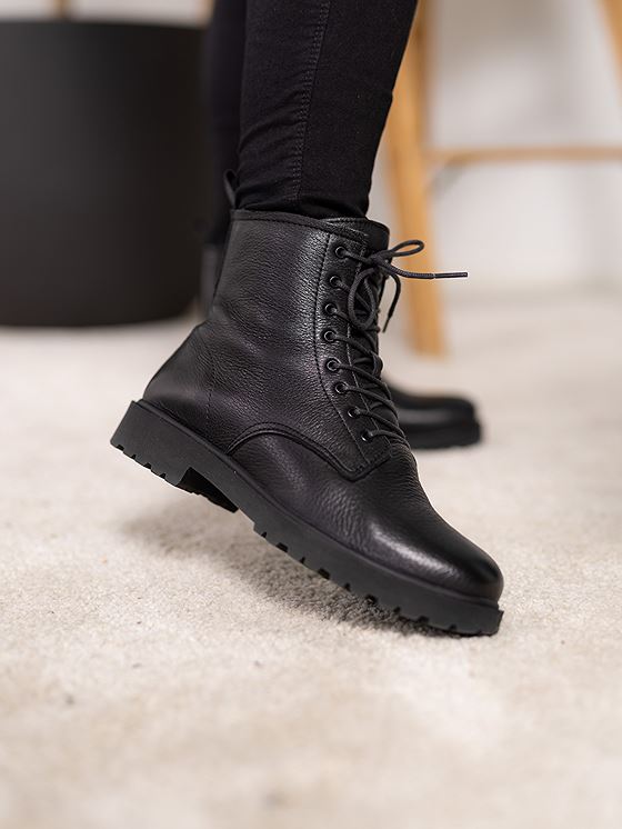 Blackstone Kajsa Black