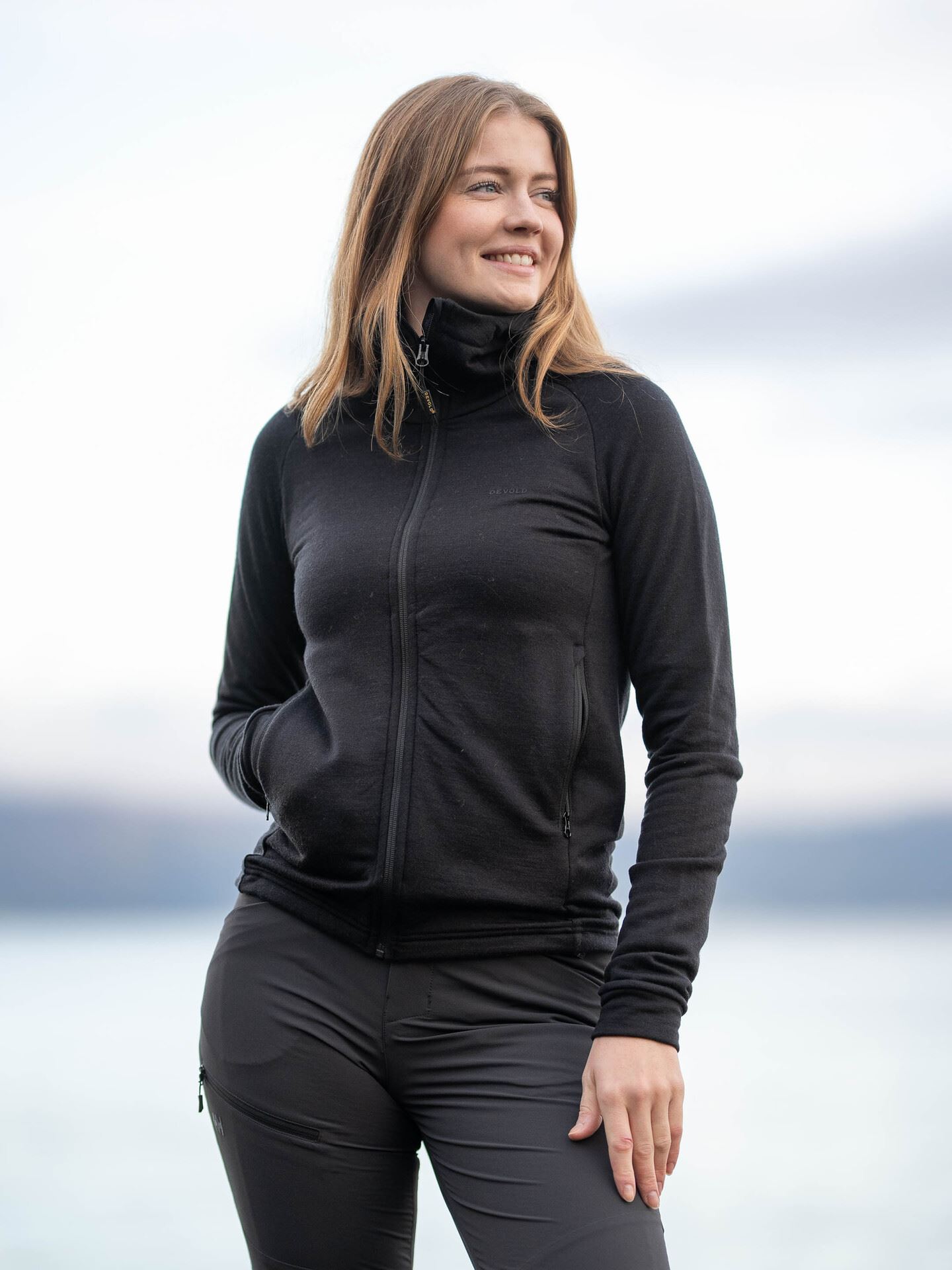 Devold Nibba Merino Jacket Hood Woman Black