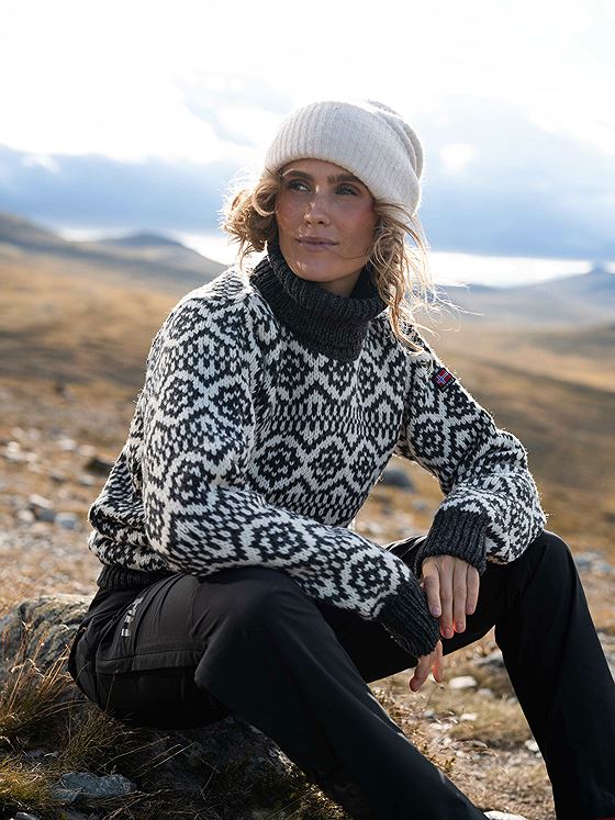 Devold Hoddevik Wool High Neck Anthracite/Offwhite