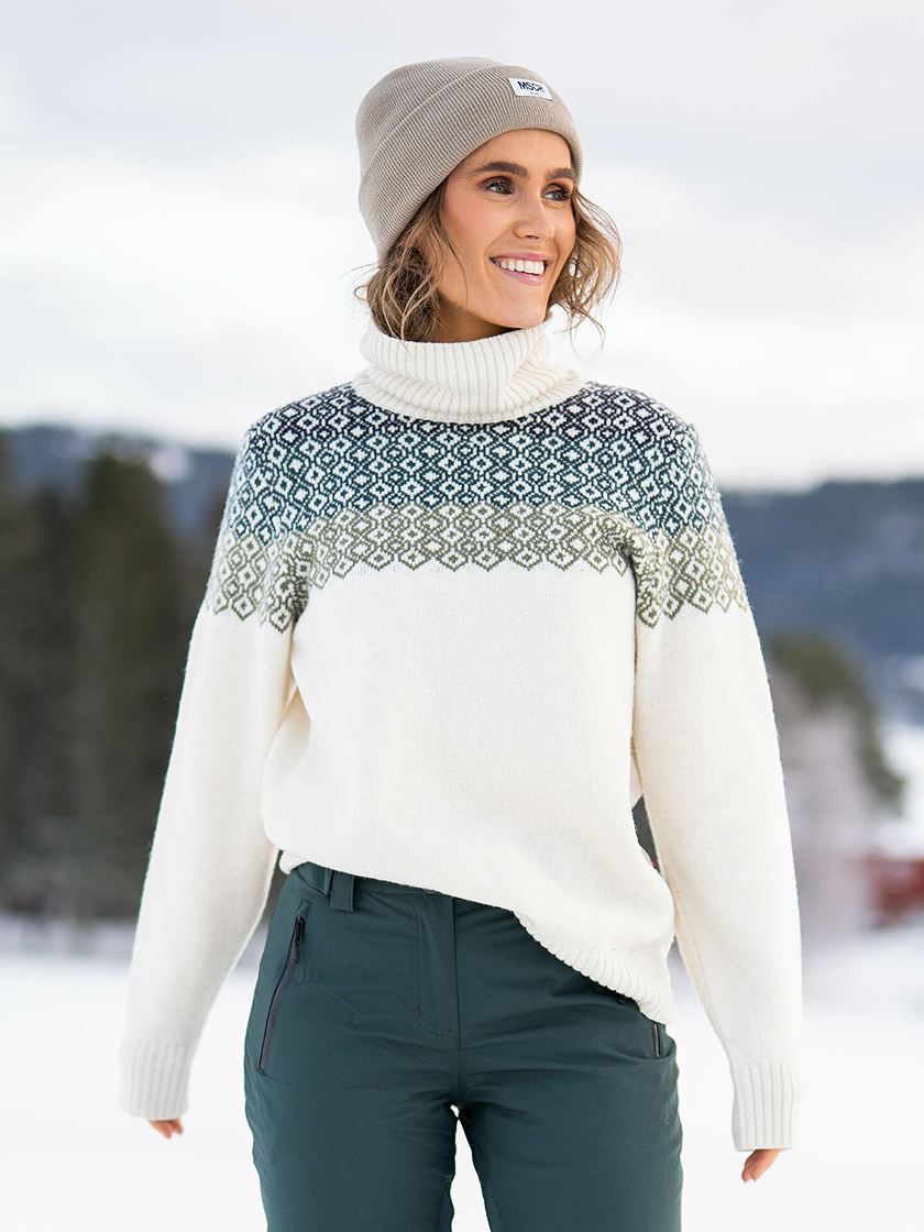 Devold Syvde Wool High Neck Woman - Hvit | Getinspired.no