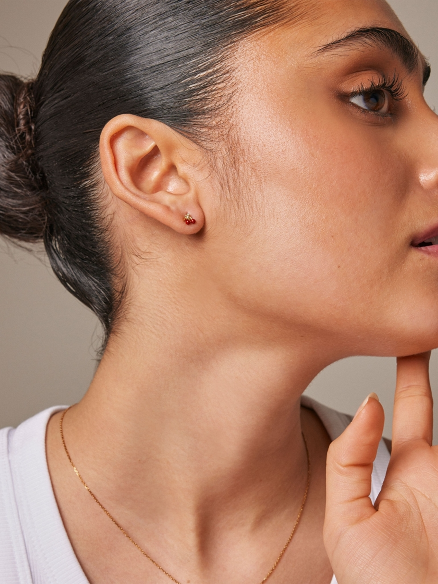 ENAMEL Copenhagen Cherry Stud Gull