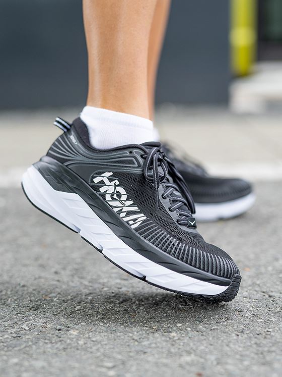 Hoka One One Bondi 7 Black / White