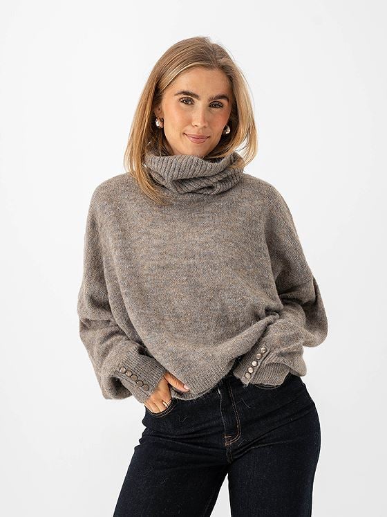 Ichi Kamara Rollneck2 Fungi