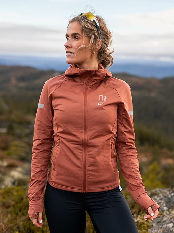 Johaug Gleam Full Zip Cbrwn - Get Inspired Exclusive Collection