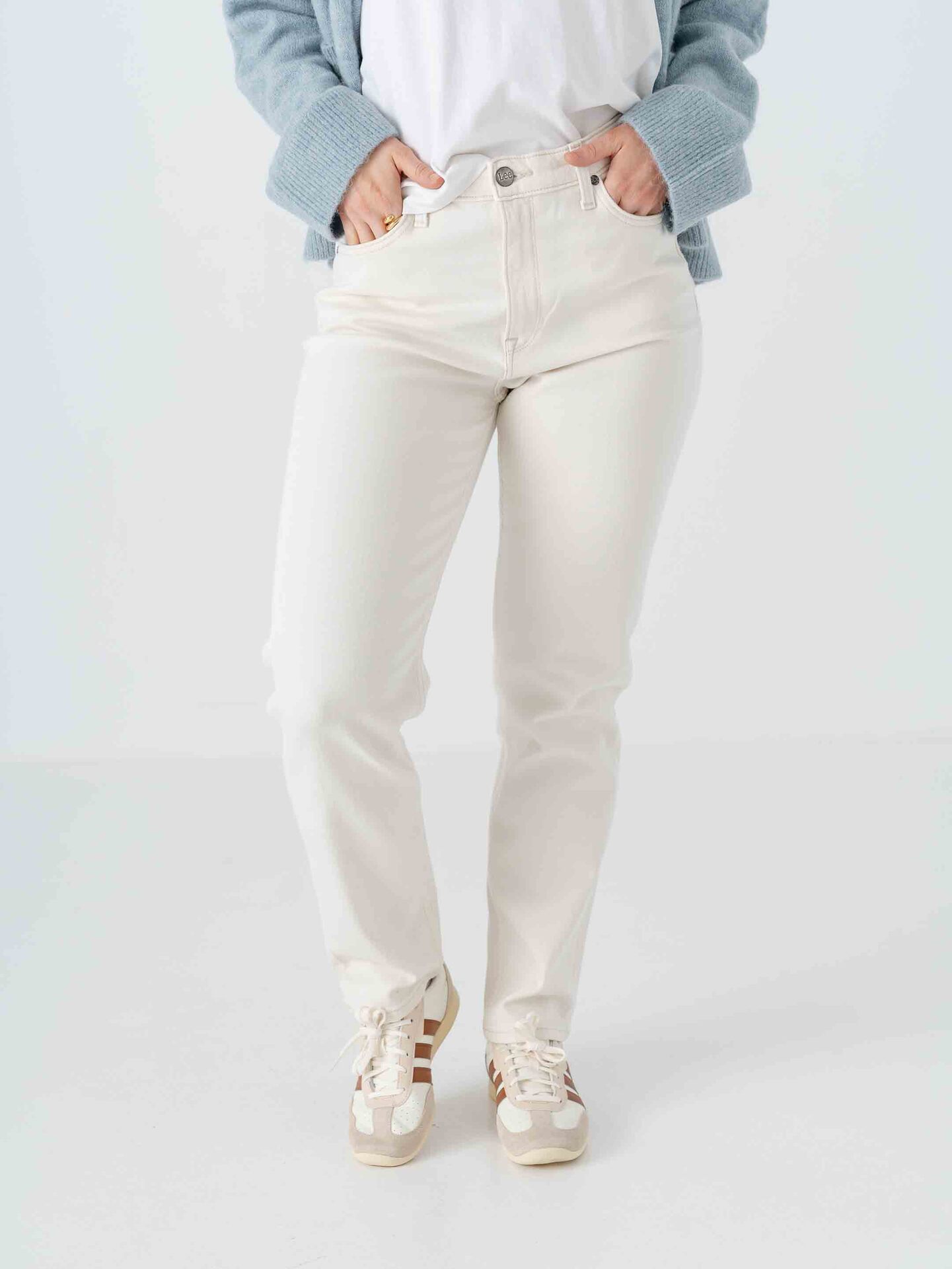 Lee Carol Straight Winter Light