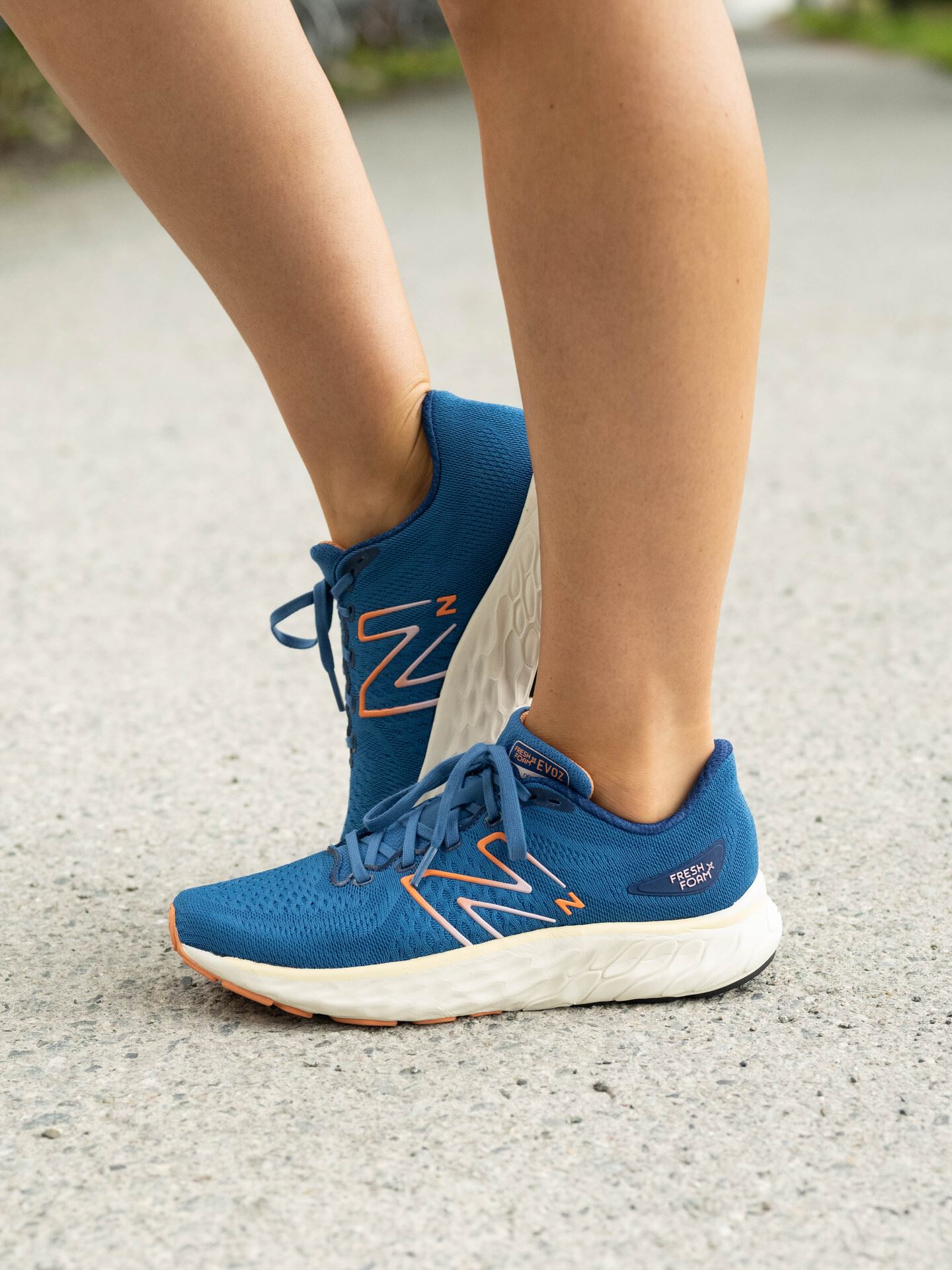 New Balance Fresh Foam Evoz v3 Blue Agate / Firefly