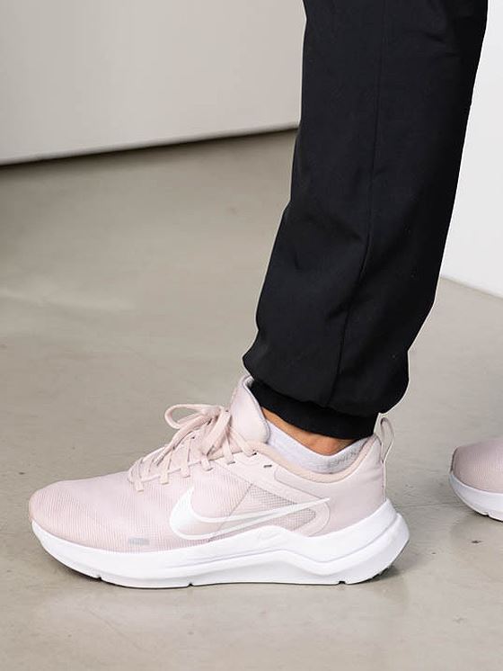 Nike Downshifter 12 Barely Rose/Pink Oxford/Hvit