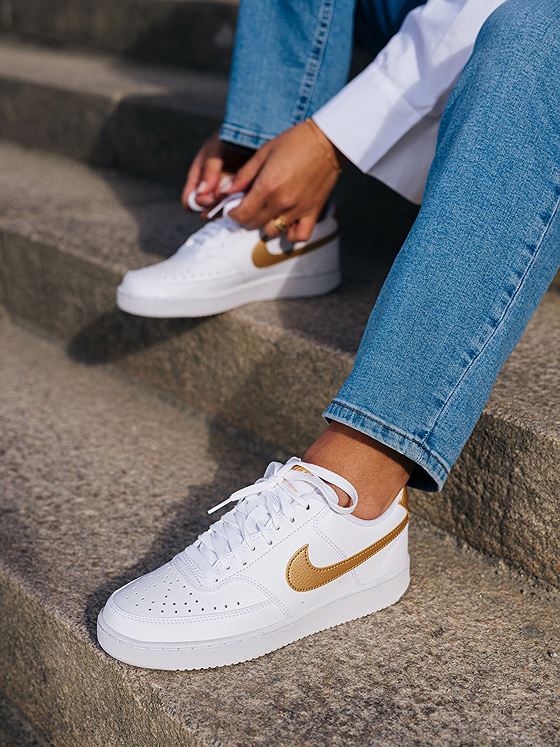 Nike Court Vision Low Next Nature White / Metallic gold
