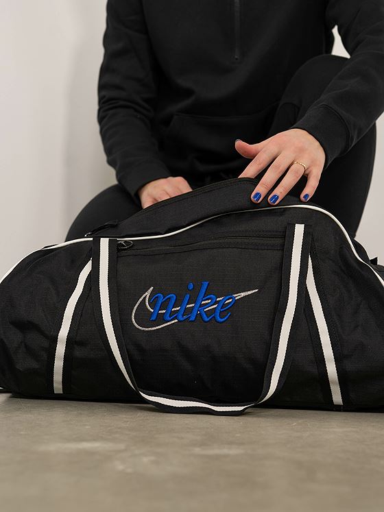 Nike Gym Club Training Bag 24L Svart/Sail/Hyper Royal