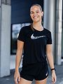 Nike Swoosh Run Top Svart/Hvit