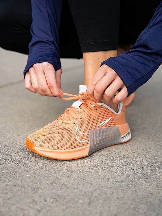 Nike Metcon 9 Amber Brown / Light Bone / Mica Green / Guava Ice