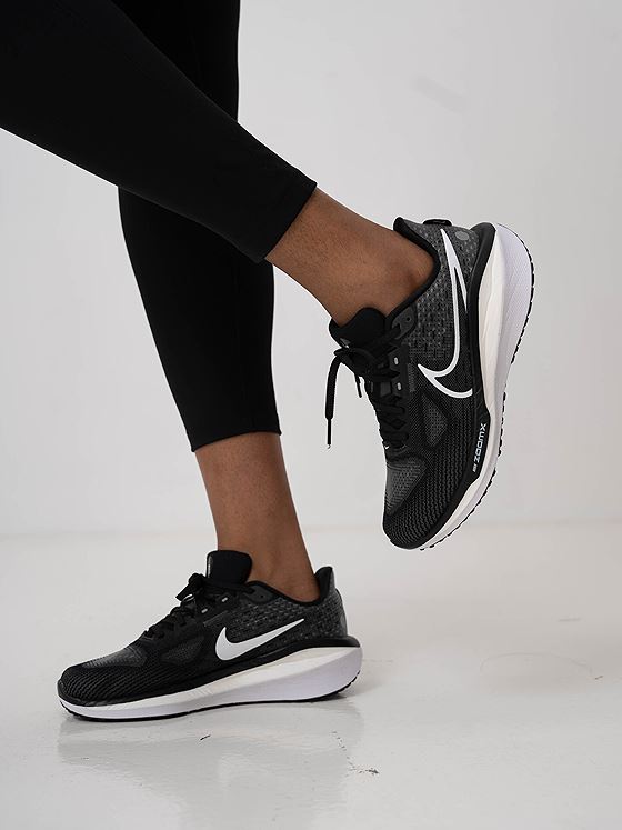Nike Vomero 17 Black / White-Anthracite