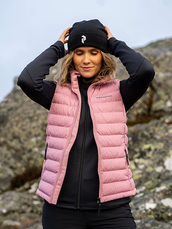 Peak Performance W Insulated Vest Bitter Root