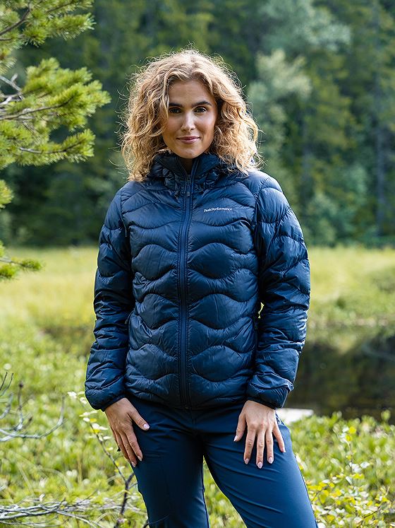 Peak Performance Helium Down Hood Jacket Women BLUE SHADOW
