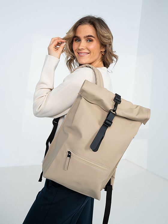 Rains Rolltop Rucksack Sand