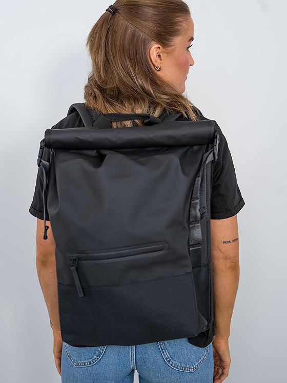 Rains Trail Rolltop Backpack Black