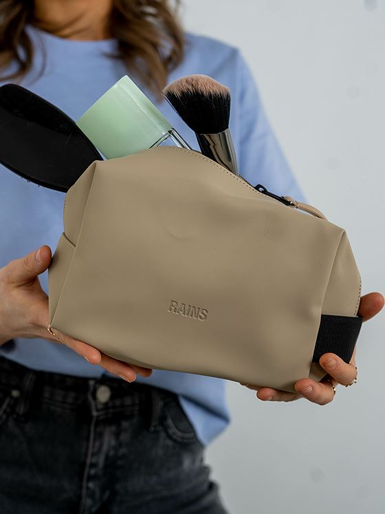 Rains Wash Bag Small Beige