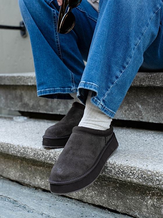 Roberto Rosso Cabot Max Black