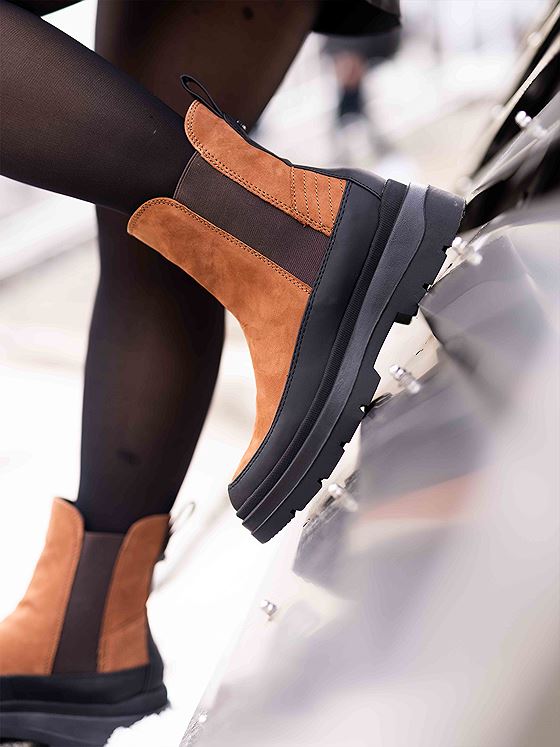 Roberto Rosso Lorena Warm Leather Boot Brown