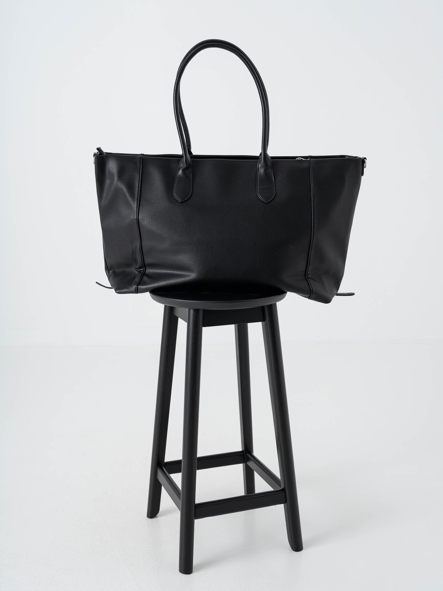 Roberto Rosso Tenza Weekend Bag - Sort | Getinspired.no