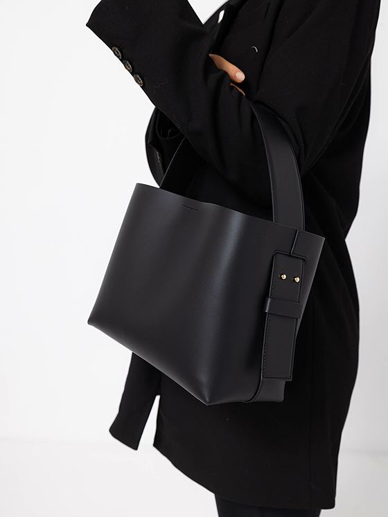 Second Female Leata Leather Bag Black