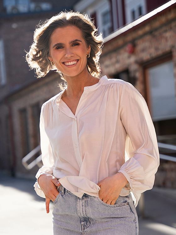 Second Female Mazar New Shirt Vaporous White